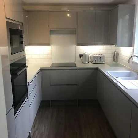 Gardenside, Free Private Parking Included, Appartement Bowness-on-Windermere