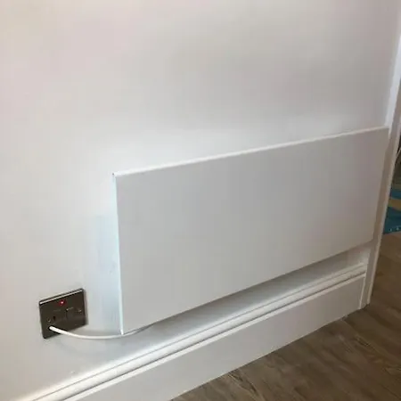 Gardenside, Free Private Parking Included, Apartment *