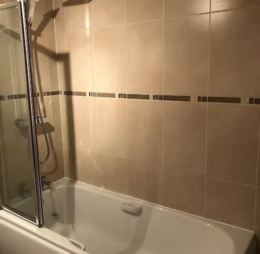 Gardenside, Free Private Parking Included, * 鲍内斯温德米尔